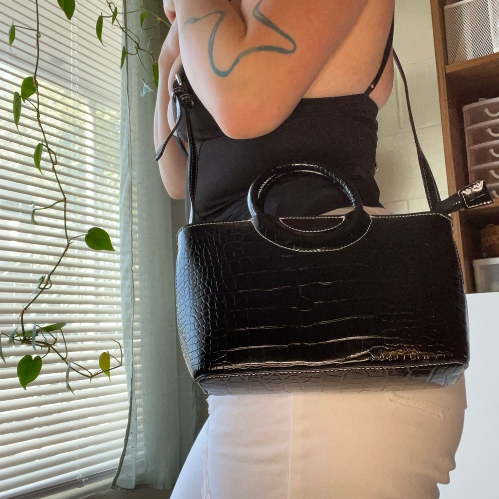 Black faux leather crossbody bag - Picture 3 of 4
